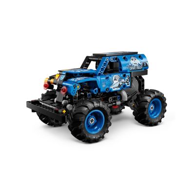 7. LEGO Technic 42219 Monster Jam Grave Digger Fire and Ice