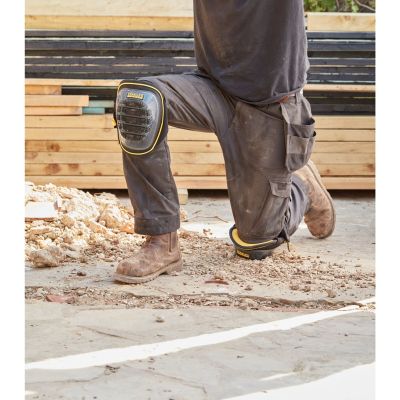 4. Stanley FATMAX FMST82960-1 Knee Pad Yellow, Black Gel, Nylon, Rubber