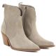 3. Women's leather cowboy boots beige Big Star TT274958