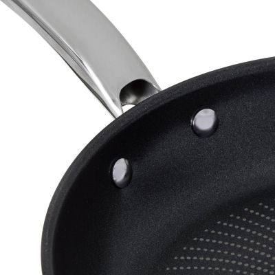 12. Set of 2 TEFAL Intuition B817S255 frying pans 20/26 cm