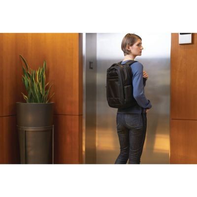 12. Kensington Contour 2.0 Backpack for 14" Laptop