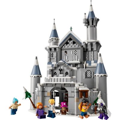 3. LEGO One Piece 75645 - Battle of Drum Castle