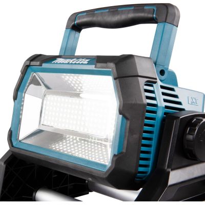 17. Makita DML809 LED lamp
