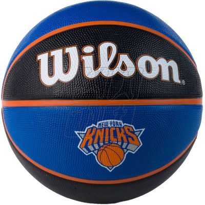 4. Ball Wilson NBA Team New York Knicks Ball WTB1300XBNYK