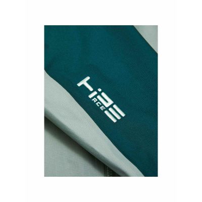 4. Men's PEAK PERFORMANCE M Trail Hipe 3L Shell Jacket green