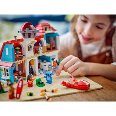 5. LEGO DISNEY CLASSIC 43268 Lilo & Stitch's Beach House