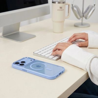 5. Tech-Protect Magmat Magsafe CC Case for iPhone 17 Pro / 18 Pro - Transparent Light Blue