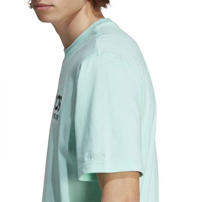 6. Adidas All SZN Graphic Tee M IC9814