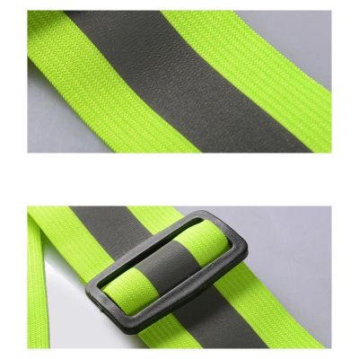 8. Adjustable reflective harness for a running bike - orange