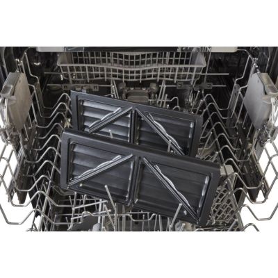 3. Breville Ultimate Deep FIII VST082X Sandwich Maker
