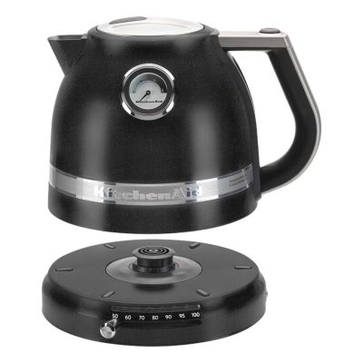 9. KitchenAid Electric Kettle 5KEK1522EBK