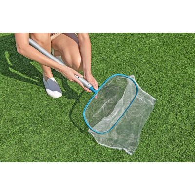 38. Bestway 58831 Pool Cleaning Kit