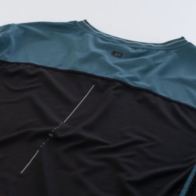 4. ILANGE Men's Short Sleeve T-Shirt