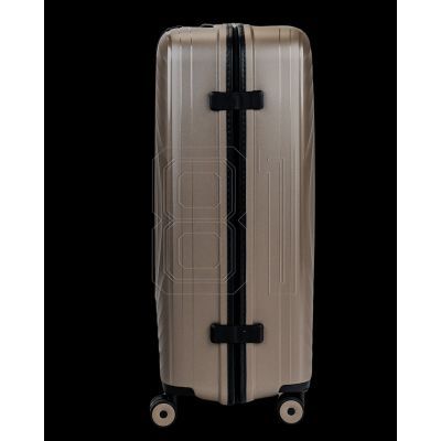6. SwissBags Echo suitcase 77 cm 17784 champagne