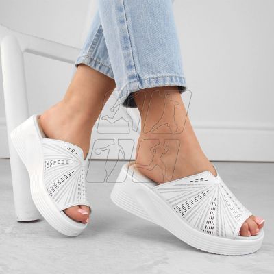 2. Leather wedge mules S.Barski W OLI255A white