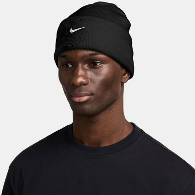 4. Nike Peak Cap HF0187-010