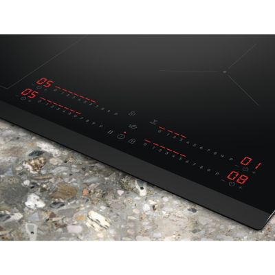37. ELECTROLUX EIS62453 SaphirMatt induction hob 60 cm | SenseBoil | PowerBoost | timer | matt black | frameless