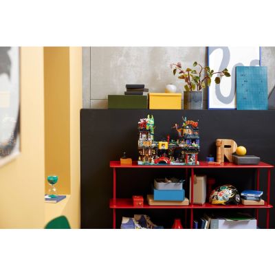 14. LEGO 71799 Ninjago - Ninjago Town Square