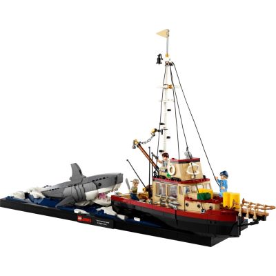 22. LEGO Ideas 21350 Jaws