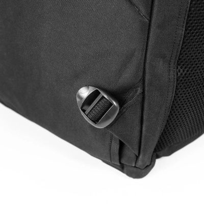 18. 3-in-1 sports bag with backpack function DBX-SB-23