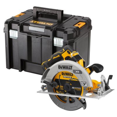 16. DeWALT DCS573NT-XJ Portable Circular Saw