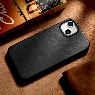 16. iCarer Case Leather cover for iPhone 14 Plus genuine leather case black (compatible with MagSafe)