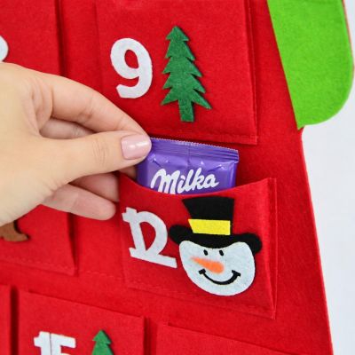 11. ADVENT CALENDAR RED SANTA CLAUS