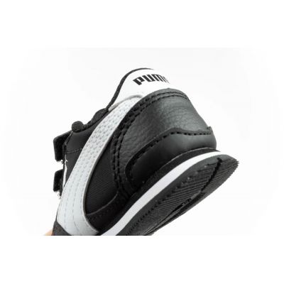 7. Puma ST Runner Jr shoes 384903 01