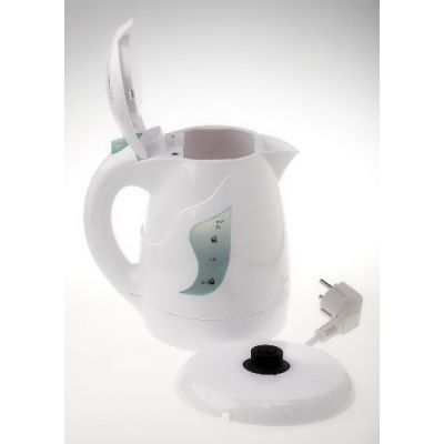 4. Electric kettle Adler AD 08w (900W 1l; white)