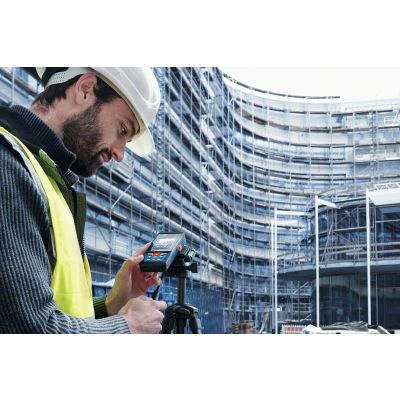 4. Bosch GLM 150-27 C Professional