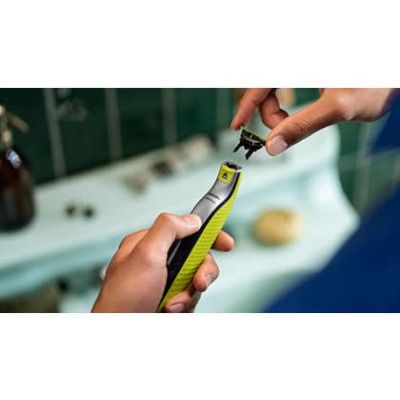 3. PHILIPS QP 410/50 One Blade replacement blade