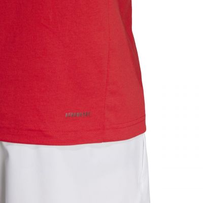 7. adidas Train Essentials Seasonal Training Graphic T-shirt M IJ9604