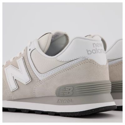 8. New Balance M ML574EVW shoes