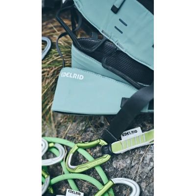 8. Edelrid Sendero M Harness