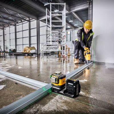 8. DeWALT DCE089NG18-XJ Rotary Level Linear Level 50 m