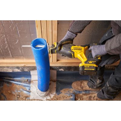 6. Fatmax 18V SFMCS311B-XJ STANLEY Reciprocating Saw