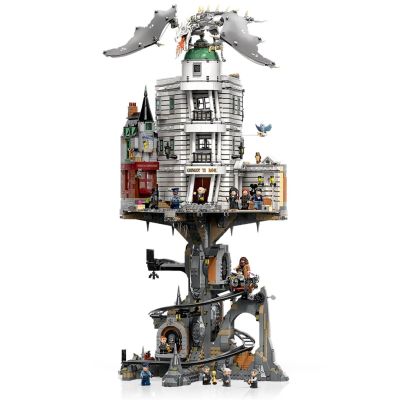 4. LEGO Harry Potter 76417 Gringotts Bank - Collector's Edition