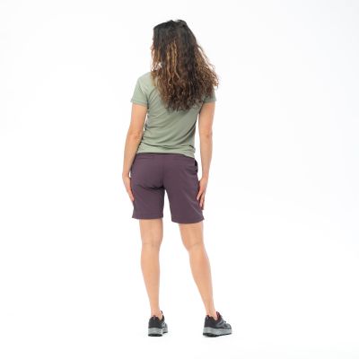 10. Women's LADY TARIL 1/2 Shorts