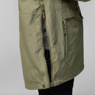 14. Fjällräven Vardag Anorak W F87009-620 softshell jacket