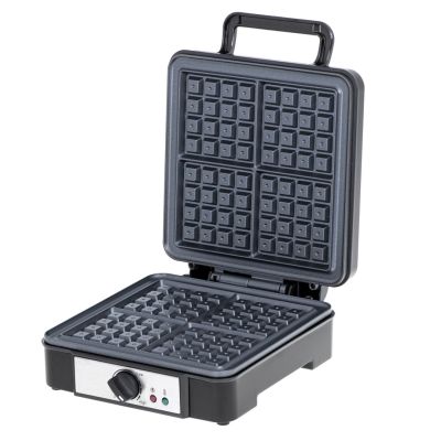 7. ADLER AD 3049 waffle maker