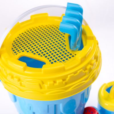 3. IRONI summer toys