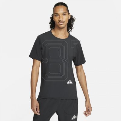 8. Nike Dri-FIT Rise 365 M CZ9050-010 T-shirt