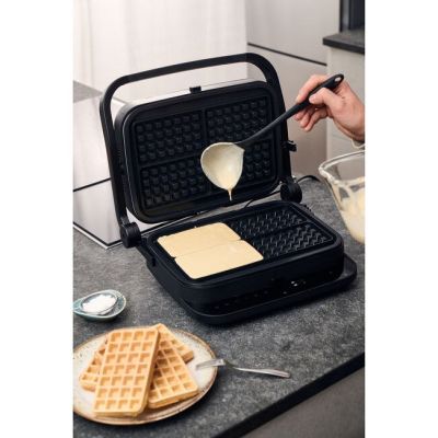 3. ZWILLING 1033327 waffle maker accessory Aluminum waffle plate