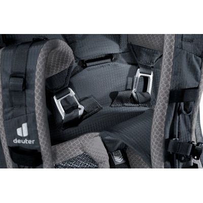 3. Deuter Aircontact Pro 85+10 hiking backpack 337032570000