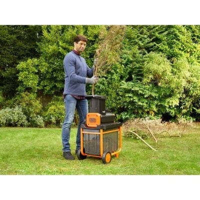 13. BD 2800W Branch Shredder, 40mm Diameter