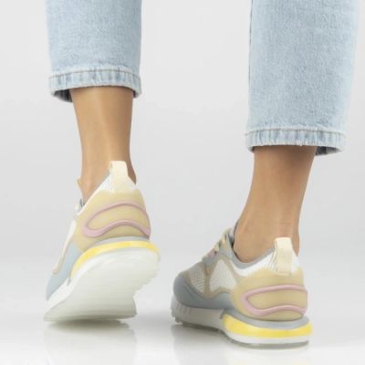 7. Beige women's sports shoes Filippo DP7843