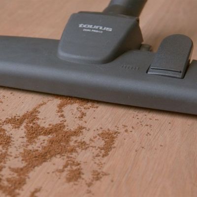 5. Taurus Homeland Cyclone Bagless Vacuum Cleaner