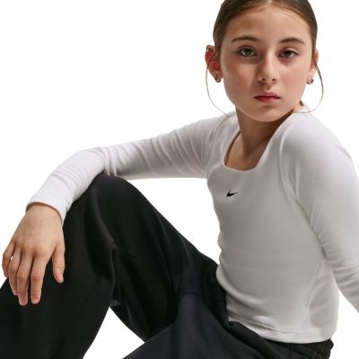 5. Nike Sportswear Kids' Black Trousers IM5095 010