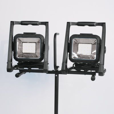 12. CONSTRUCTION LAMP 14.4/18V/230V LED DML805 MAKITA