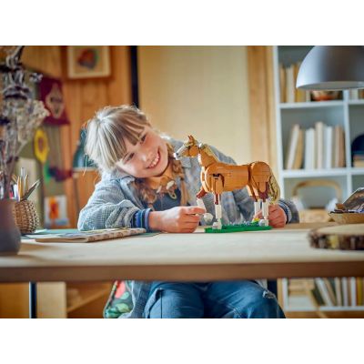 7. LEGO CREATOR 3 IN 1 31166 Beautiful Horse